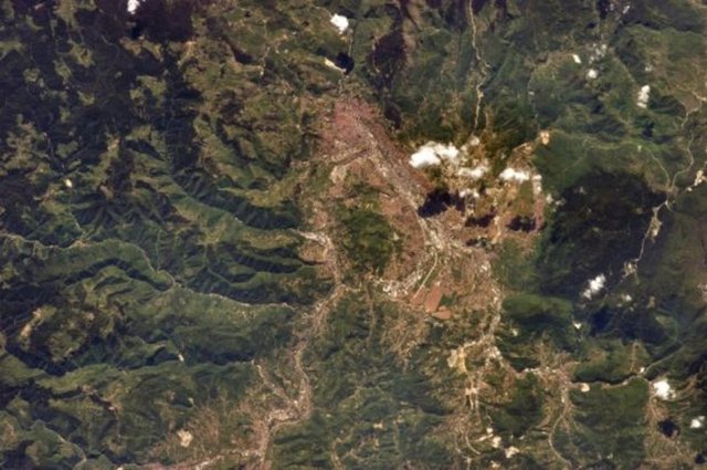 Dünya gece uzaydan böyle görünüyor - 763