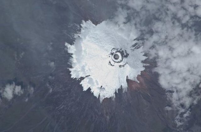 Dünya gece uzaydan böyle görünüyor - 850