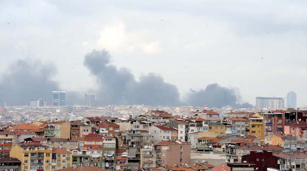 Bayrampaşa'da büyük yangın! - 550