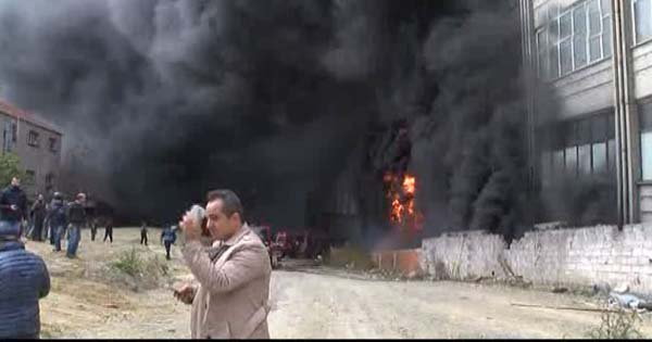 Bayrampaşa'da büyük yangın! - 508