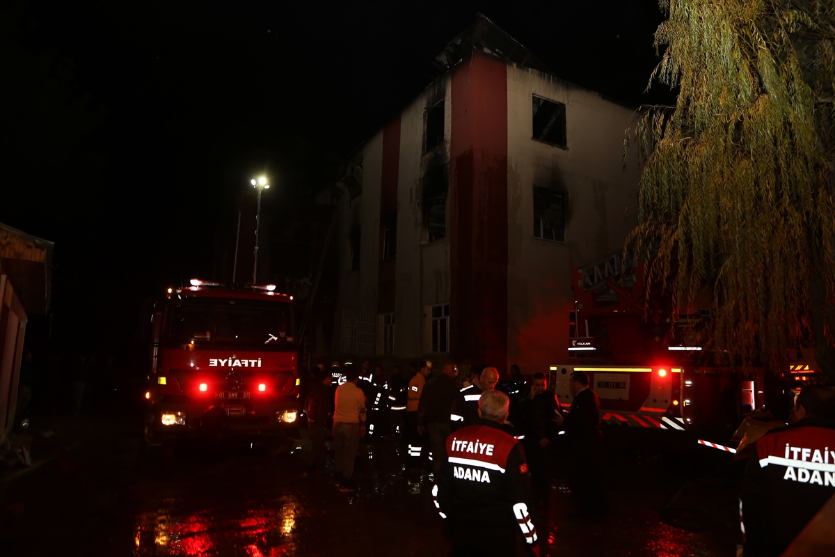 Adana'da öğrenci yurdundaki yangından ilk kareler - 29