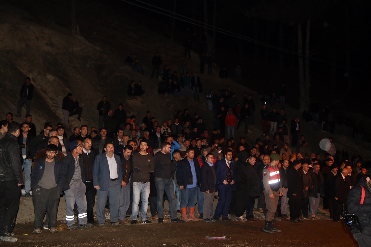 Adana'da öğrenci yurdundaki yangından ilk kareler - 30