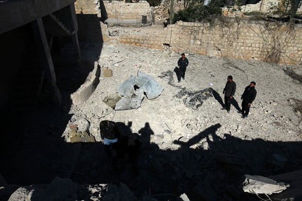 Rejim askerleri kaçan sivilleri vuruyor! - 672