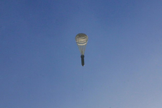 Rejim askerleri kaçan sivilleri vuruyor! - 810