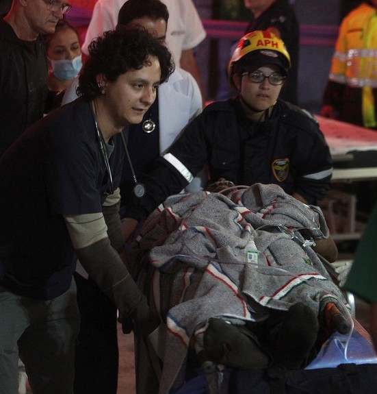 Kolombiya'da düşen uçağın enkazından acı kareler - 7