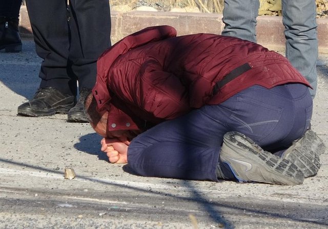 Konya'da hafriyat kamyonu, öğrenci servisine çarptı: 1 ölü, 14 yaralı - 9