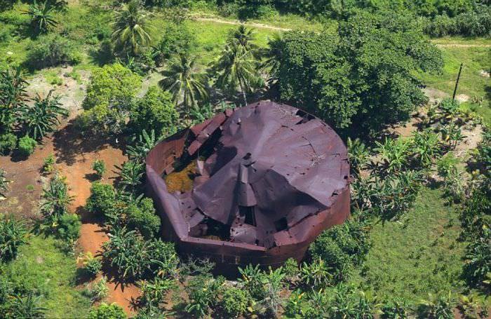 70 yıldır denizin içinde bekliyor! - 12