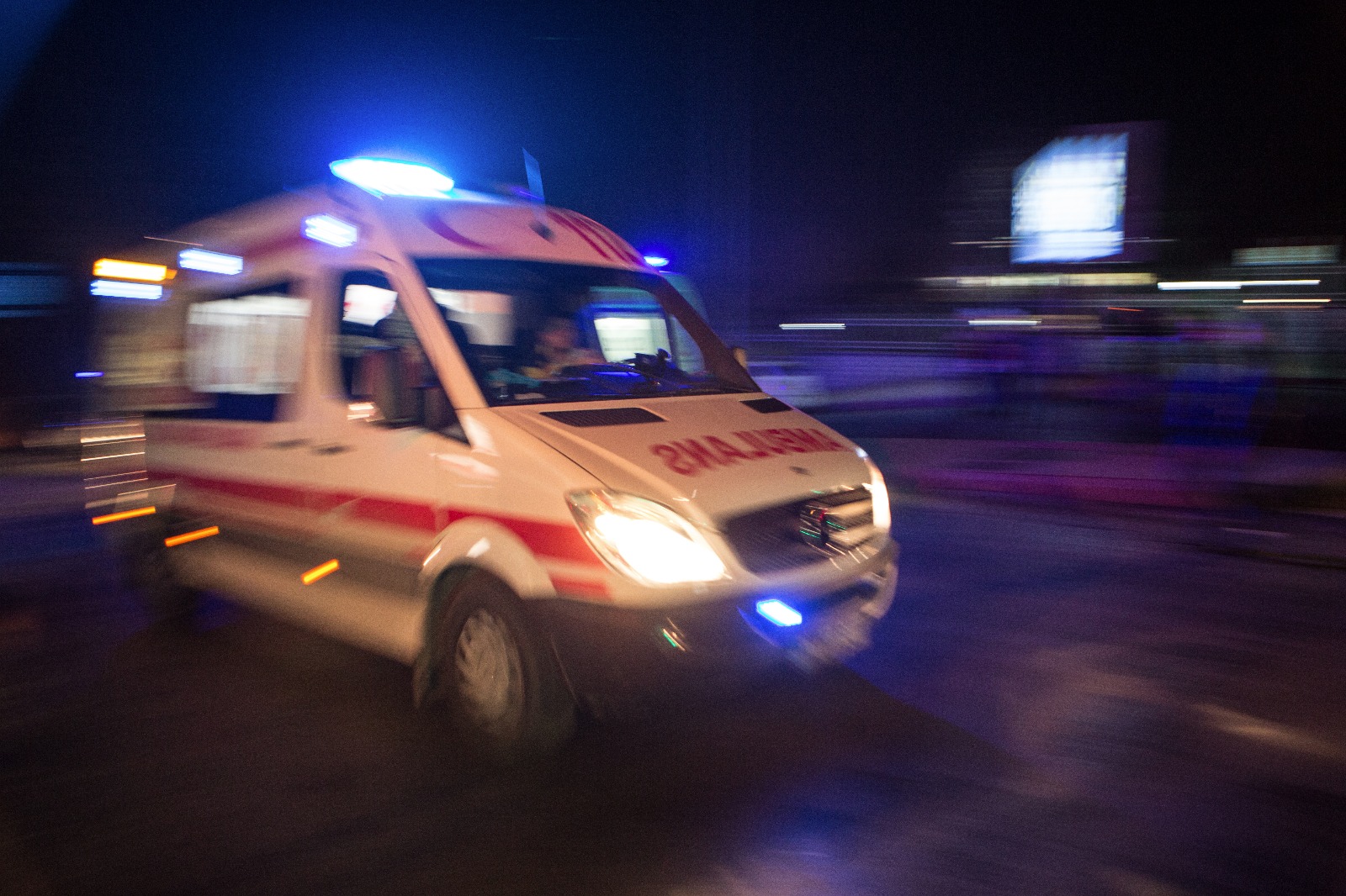 İstanbul Beşiktaş'taki patlama anı ve sonrasının fotoğrafları - 30
