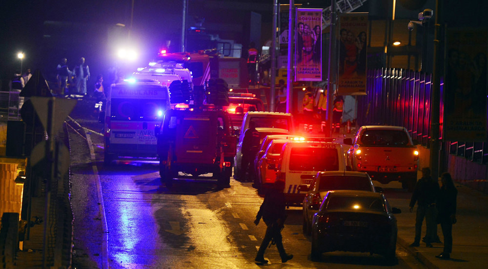 İstanbul Beşiktaş'taki patlama anı ve sonrasının fotoğrafları - 55
