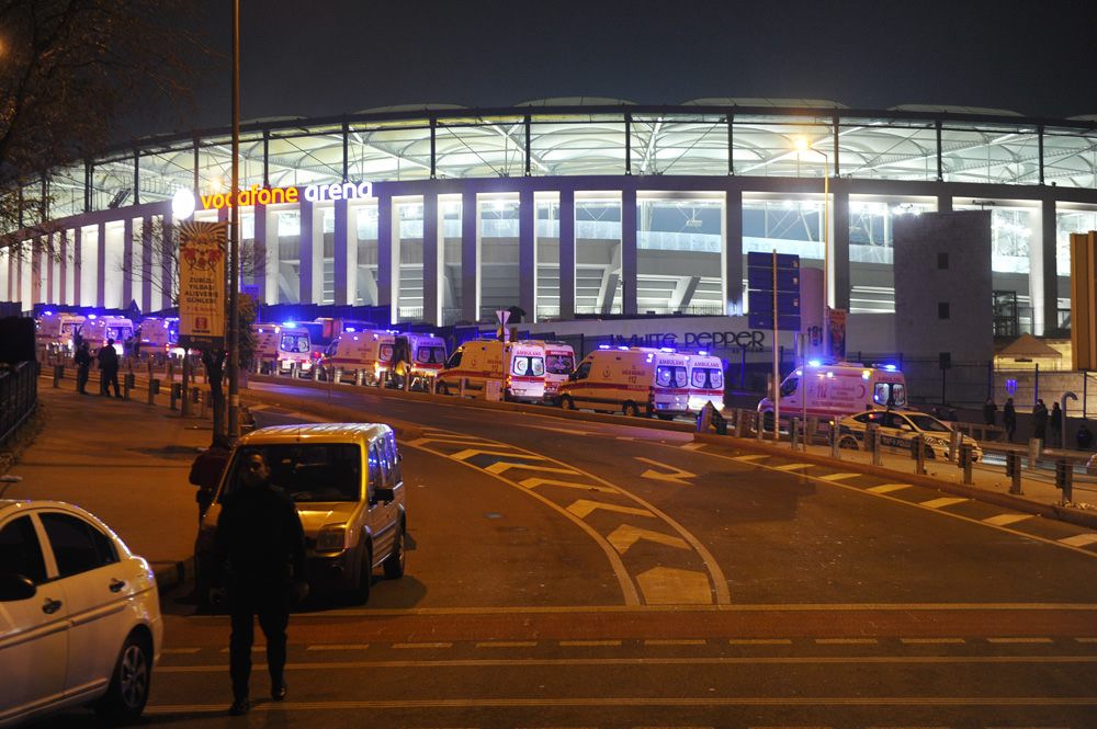 İstanbul Beşiktaş'taki patlama anı ve sonrasının fotoğrafları - 52