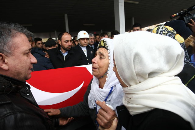 Türkiye, şehitlerini uğurladı - 103