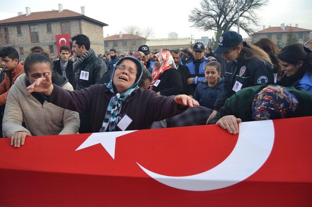 Türkiye, şehitlerini uğurladı - 138