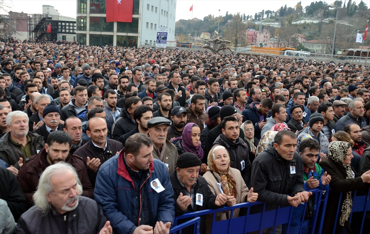Türkiye, şehitlerini uğurladı - 150