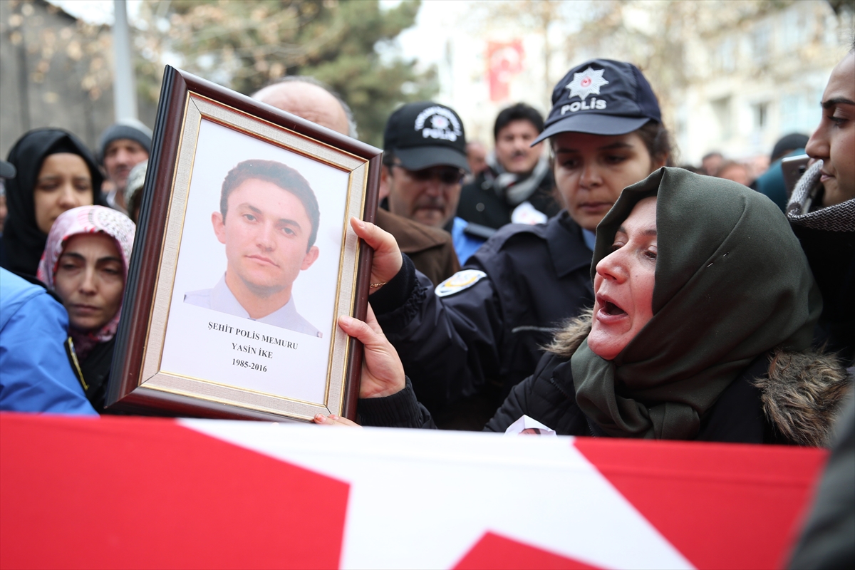 Türkiye, şehitlerini uğurladı - 152