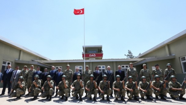 Davutoğlu Dağ Hudut Karakolu'nu ziyaret etti - 8