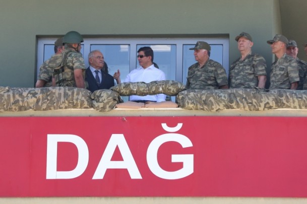 Davutoğlu Dağ Hudut Karakolu'nu ziyaret etti - 5
