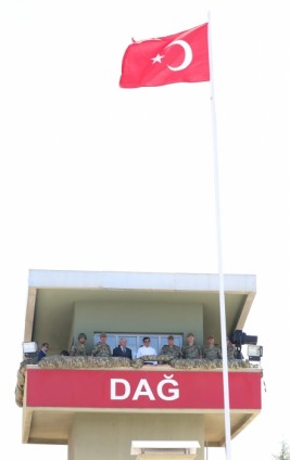 Davutoğlu Dağ Hudut Karakolu'nu ziyaret etti - 7