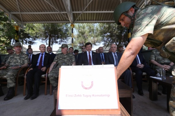 Davutoğlu Dağ Hudut Karakolu'nu ziyaret etti - 6