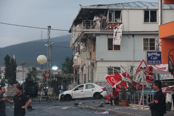 İstanbul'da karakola saldırı - 16