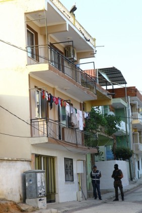 İzmir ve Adana'da operasyon - 3
