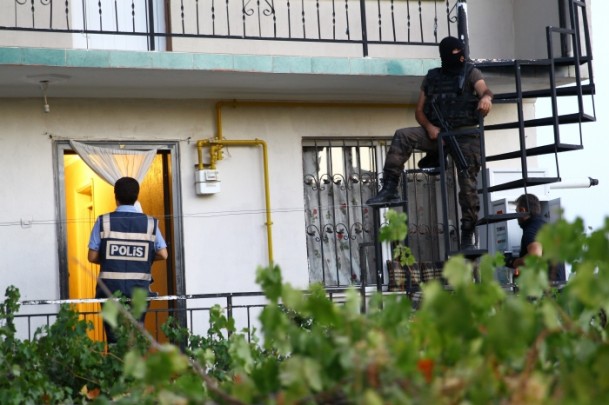 İzmir ve Adana'da operasyon - 7