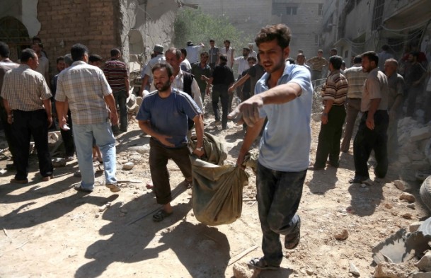 Suriye'de pazar yerine hava saldırısı - 3