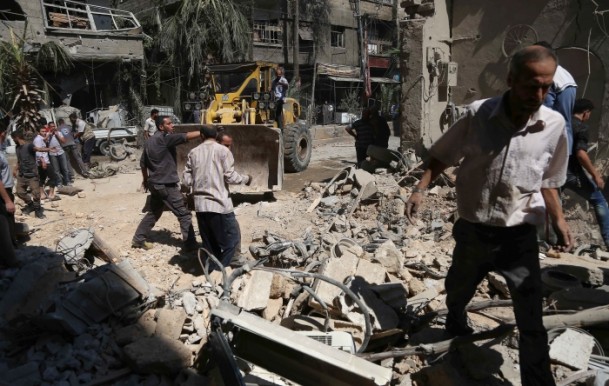 Suriye'de pazar yerine hava saldırısı - 9