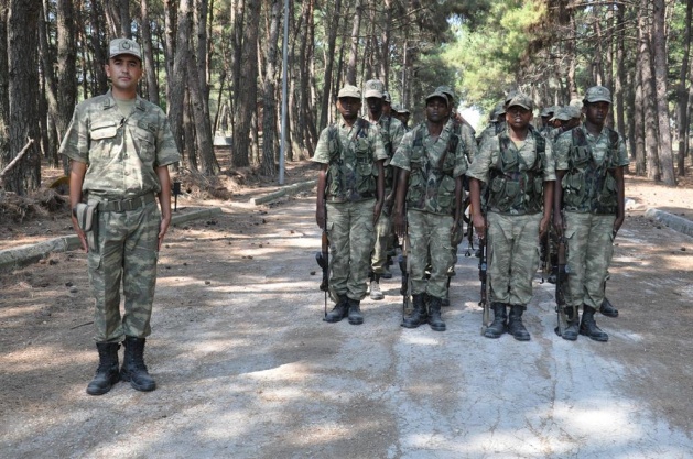 Somalili astsubaylar Balıkesir'de eğitiliyor - 945