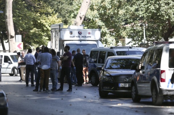 Dolmabahçe'de polise silahlı saldırı - 9