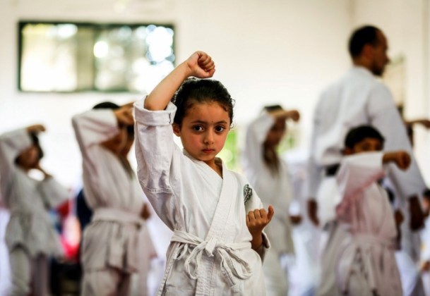 Gazzeli çocuklar 'Karate' ile nefes alıyor - 8