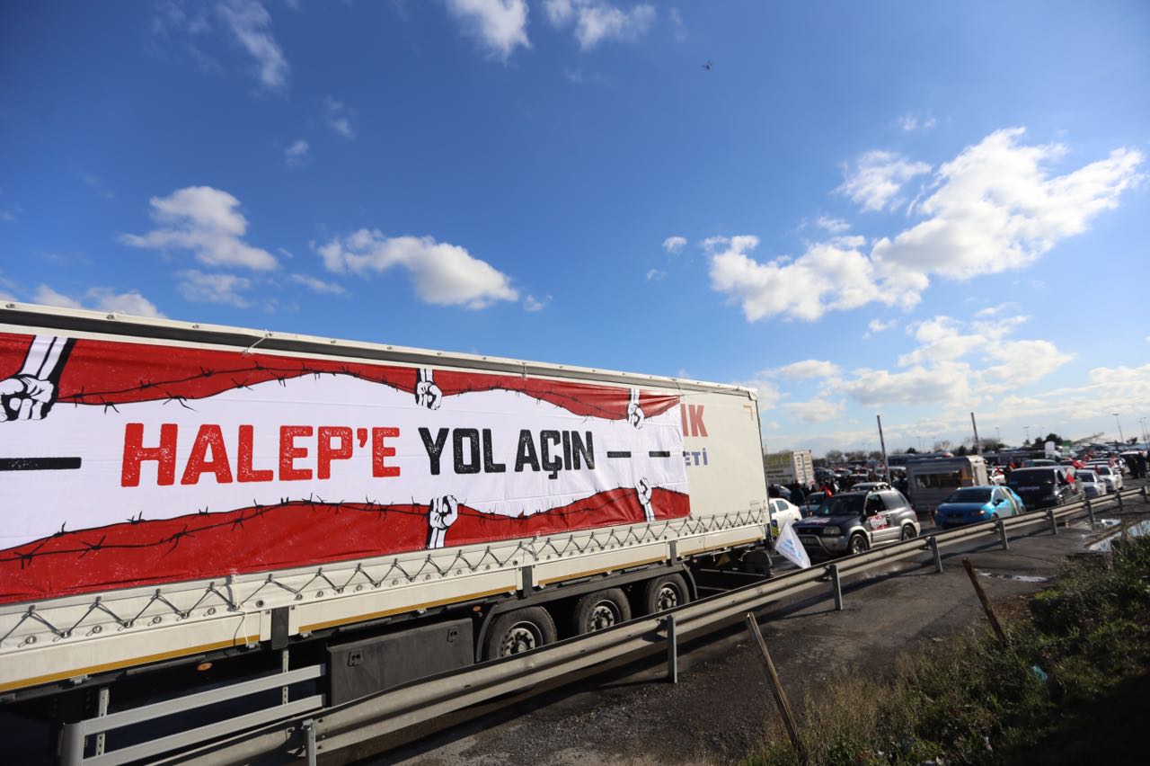 'Halep'e Yol Açın' konvoyu yola çıktı - 1