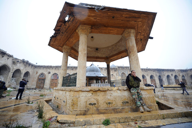 Halep'te sokaklar ceset doldu! - 18