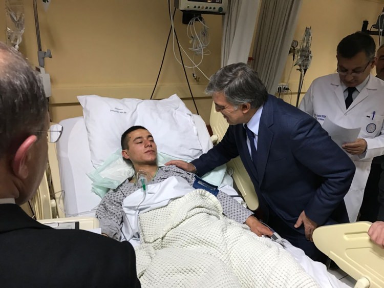 Abdullah Gül ve bakanlar yaralı askerleri yalnız bırakmadı - 13