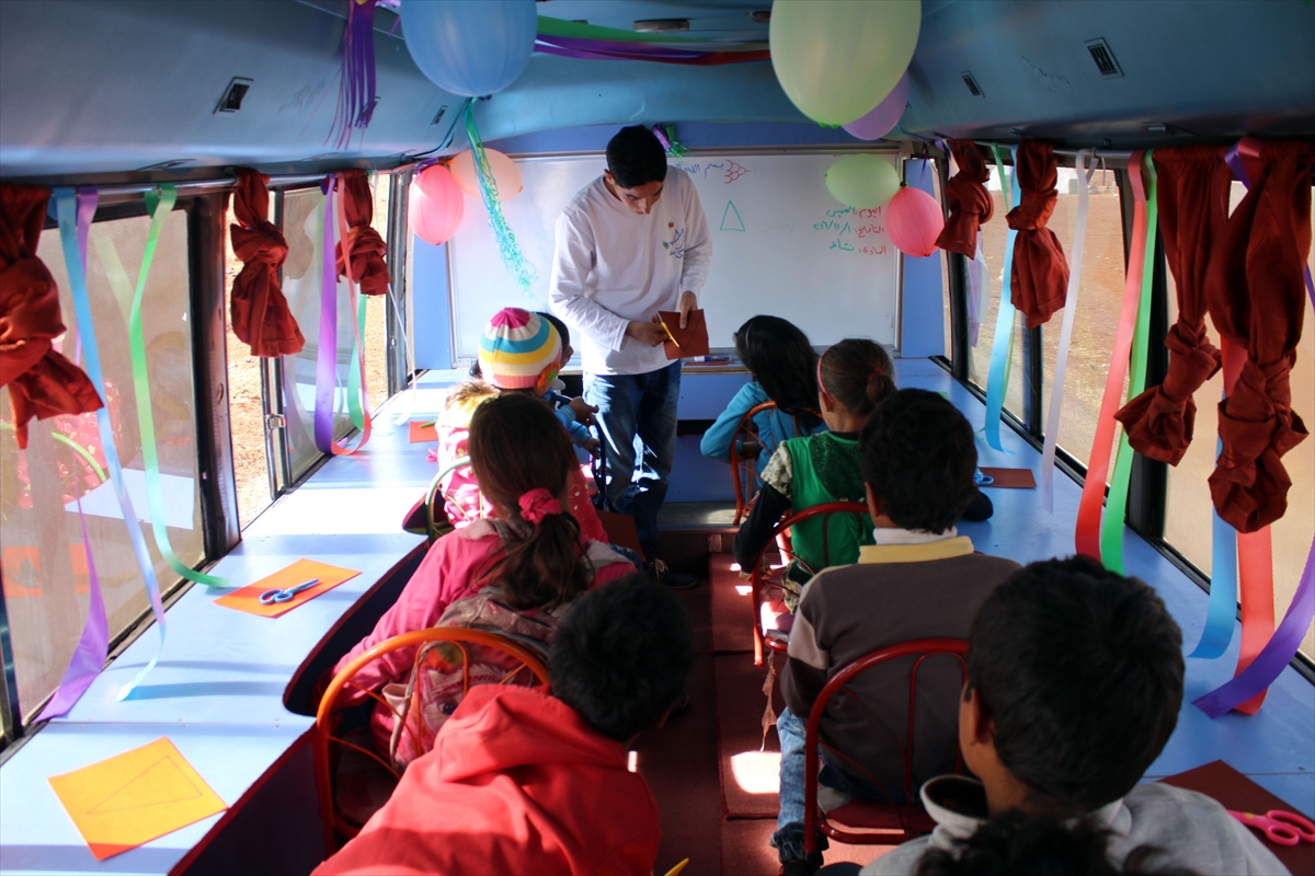 Suriye'de eğitim için yeni bir alternatif: 'Mobil okul' - 2