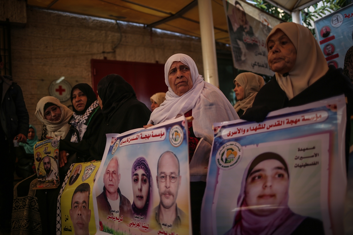 İsrail hapishanelerindeki Filistinlilere destek gösterisi - 4