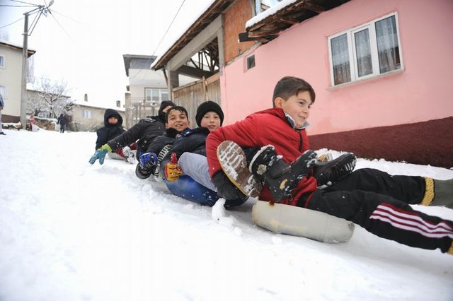 Bugün ve yarın kar tatili ilan edilen şehirler - 20