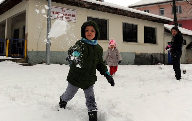 Bugün ve yarın kar tatili ilan edilen şehirler - 19