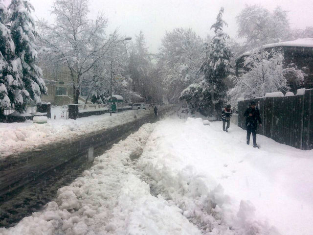 Bugün ve yarın kar tatili ilan edilen şehirler - 23