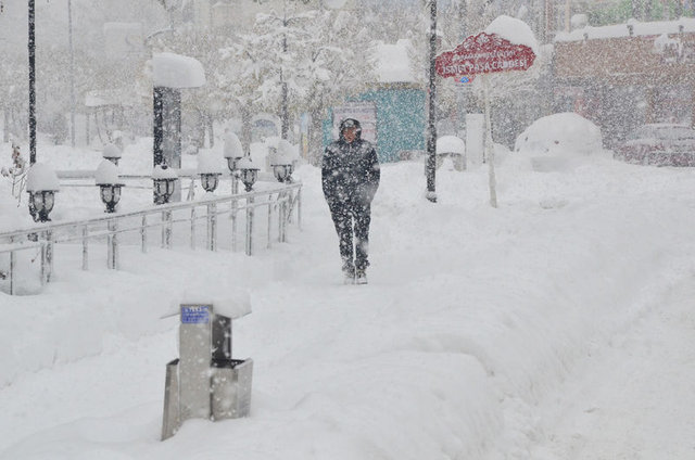 İştanbul'da beklenen yağış başladı! Bu saatlere dikkat! - 7