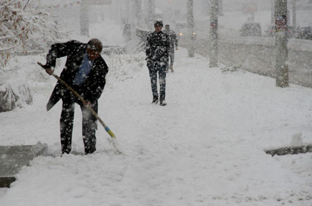 İştanbul'da beklenen yağış başladı! Bu saatlere dikkat! - 9