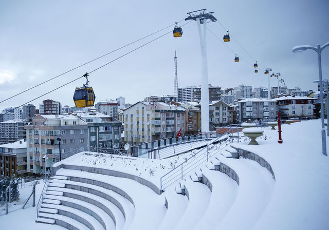 İştanbul'da beklenen yağış başladı! Bu saatlere dikkat! - 15