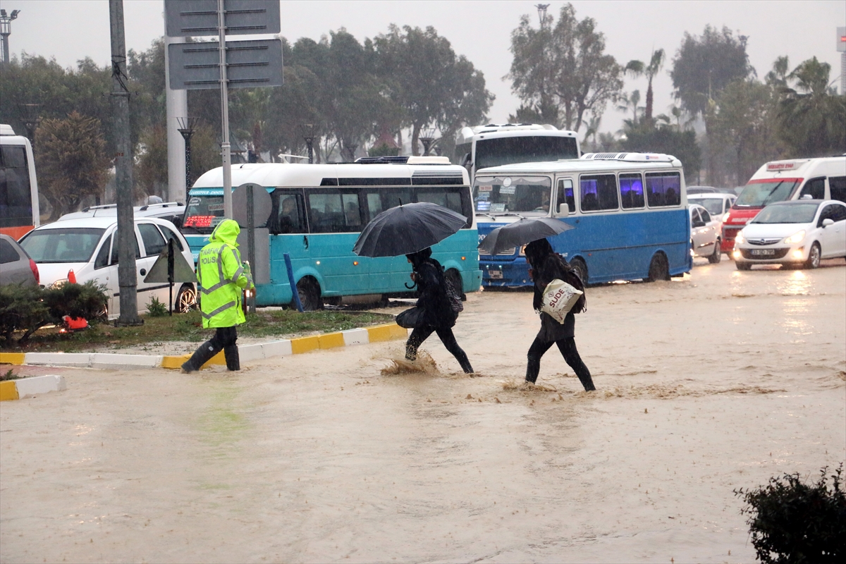Mersin'de sel felaketi - 1