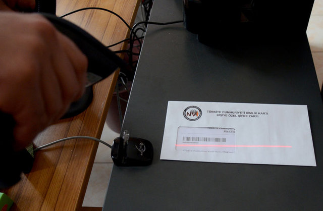 Yeni kimlikler ne zaman dağıtılacak? - 24