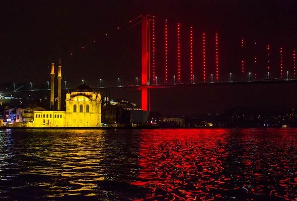 İstanbul'daki saldırı sonrası olay yerinden ilk görüntüler - 24