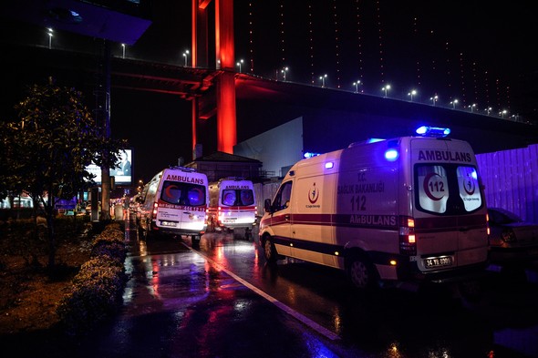 İstanbul'daki saldırı sonrası olay yerinden ilk görüntüler - 25
