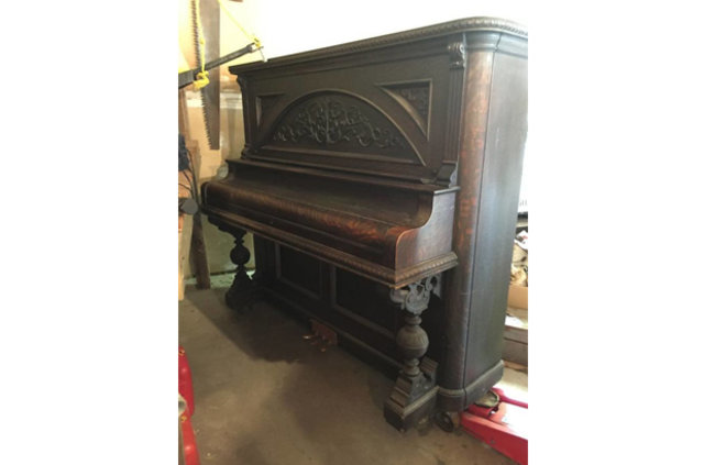110 yıllık piyanoyu bakın neye dönüştürdü - 2