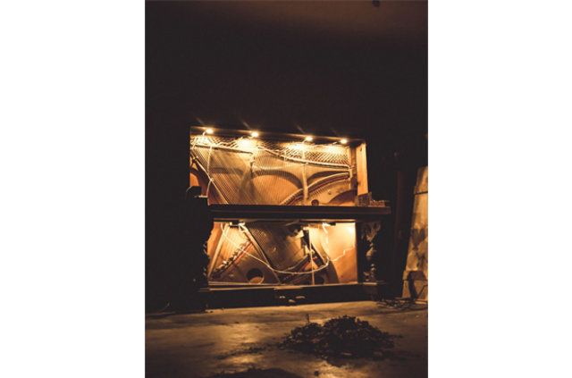 110 yıllık piyanoyu bakın neye dönüştürdü - 5