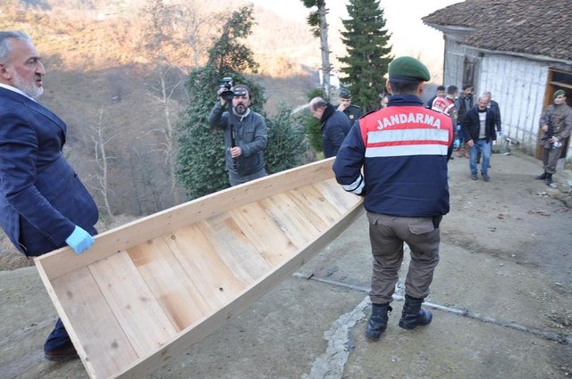 Cinnet geçirdi! Yaptıklarına kendi de inanmadı - 13