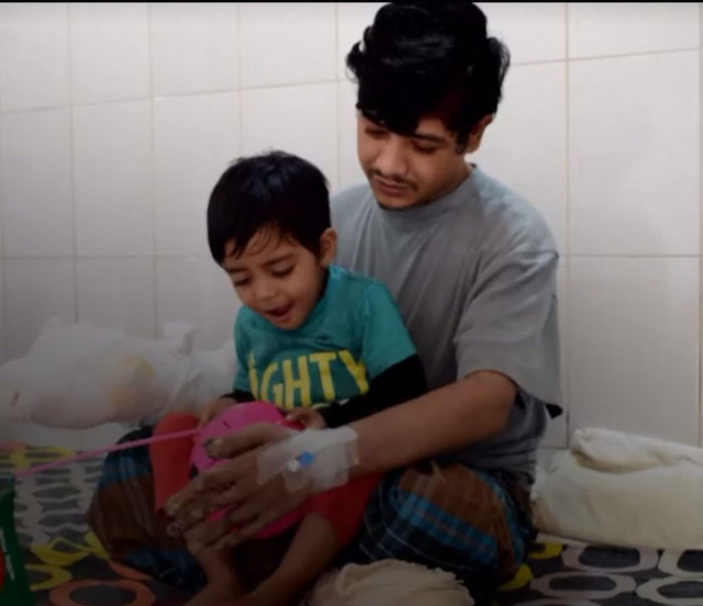 'Ağaç adam' tedavi oldu! - 9