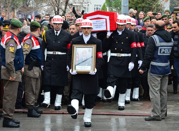 Fırat Kalkanı şehidine veda - 6